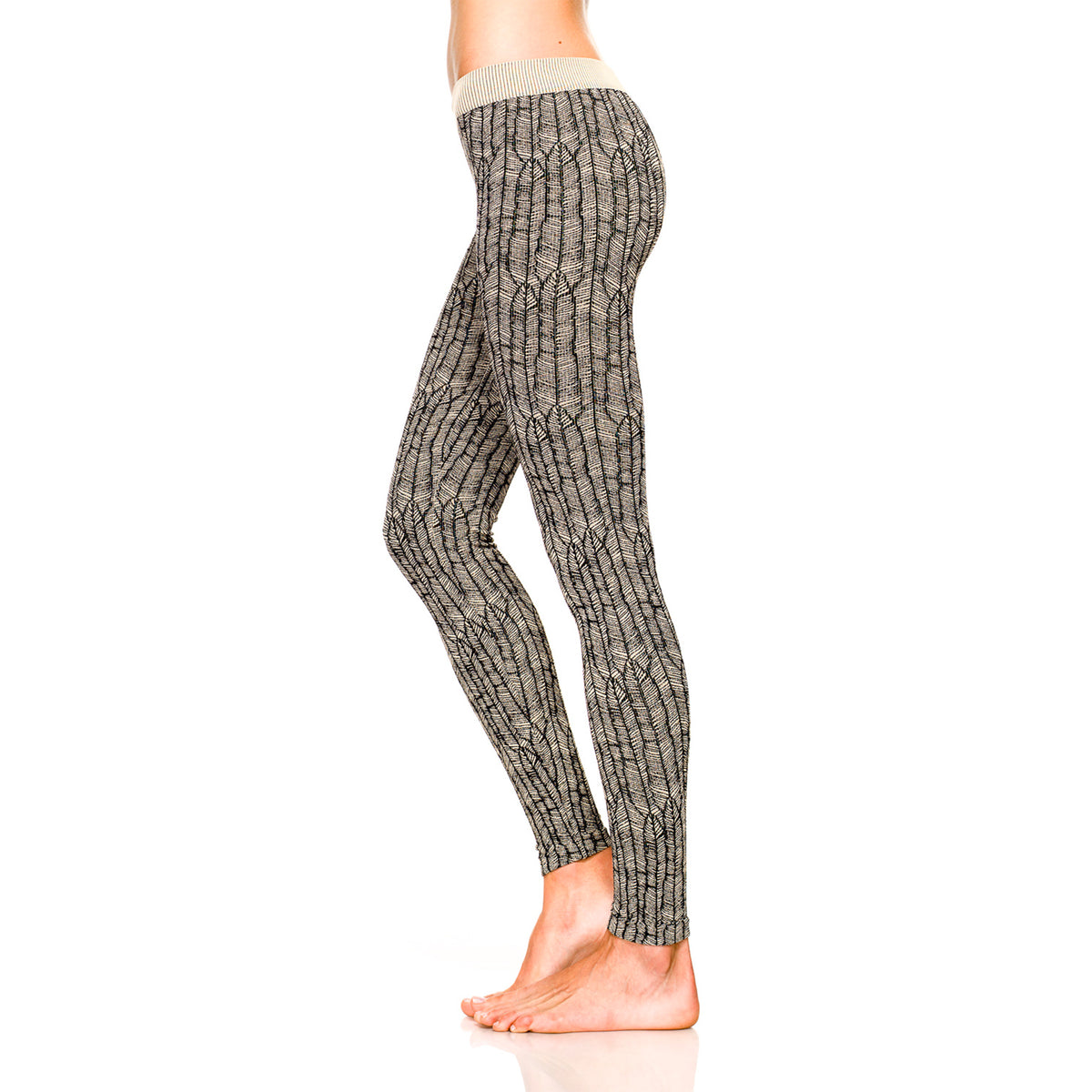 Stone Feather Print Leggings